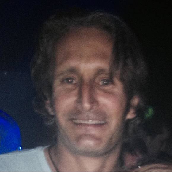 Meet your Posher, David - Picture 1 of 1